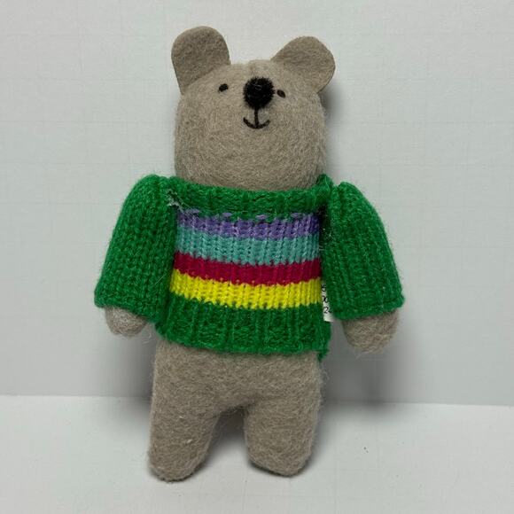 Wondershop Bear Ornament 2024 Felt Animal w/ Green Knit Sweater – New with Tags - Picture 7 of 7